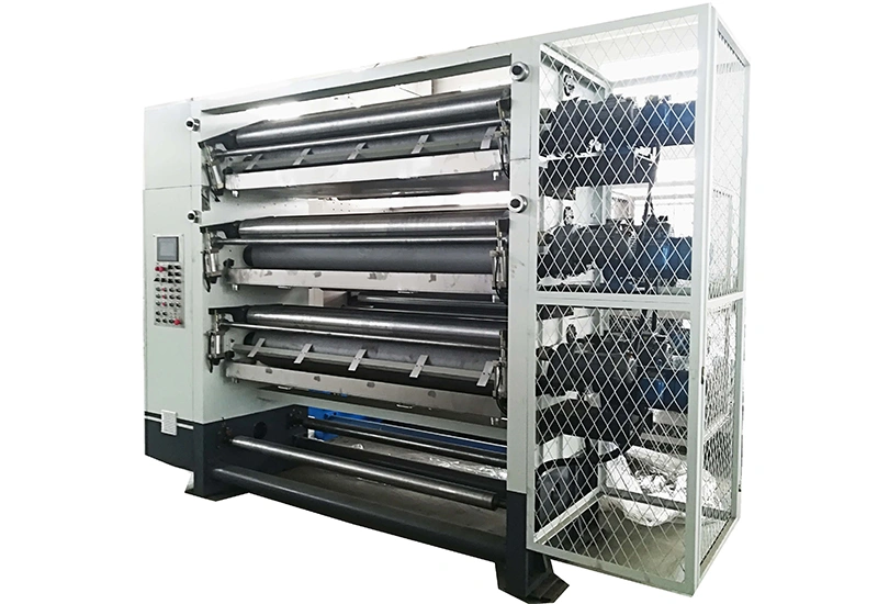 Клеепромазочная машина для семислойного гофрокартона