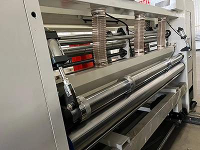 Механизм подачи с передней кромкой