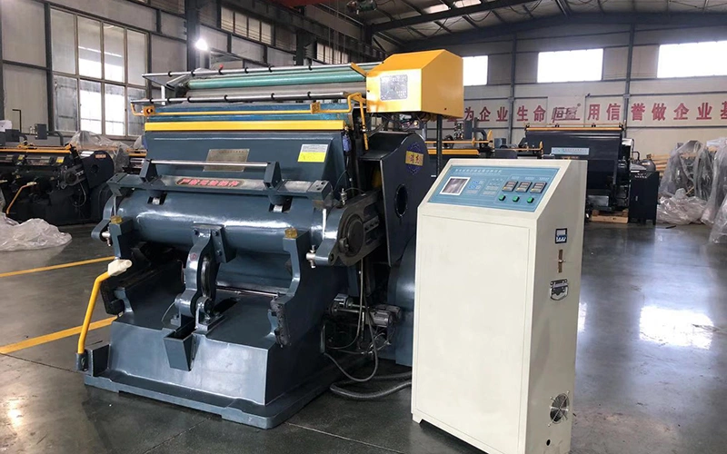 Тигельные прессы для высечки и тиснения фольгой